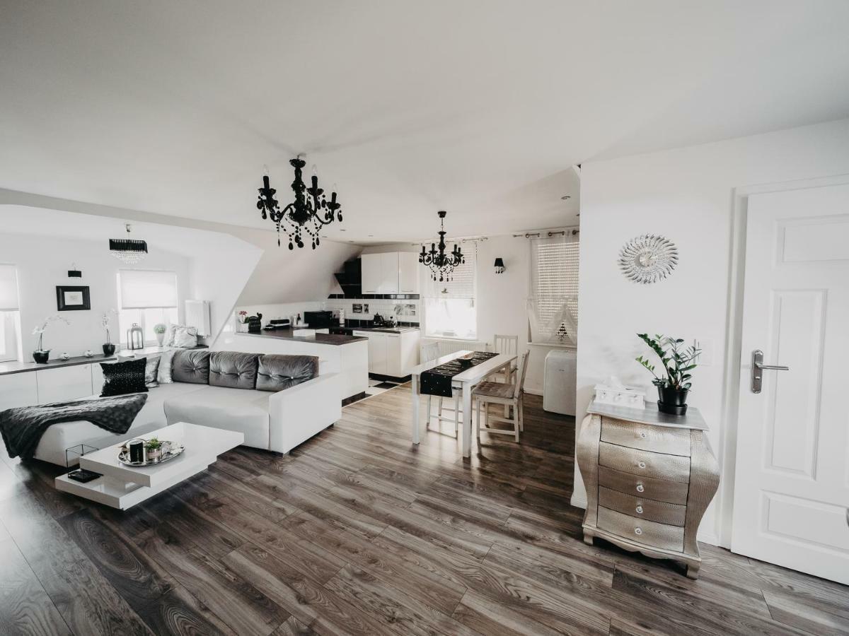Pniewy  Apartament Rynek Pniewy מראה חיצוני תמונה